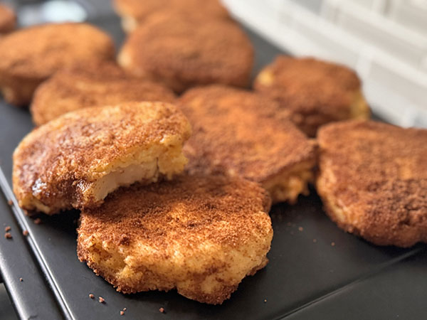 Apple Cinnamon Donut Pancakes (Paleo, Gluten-Free)