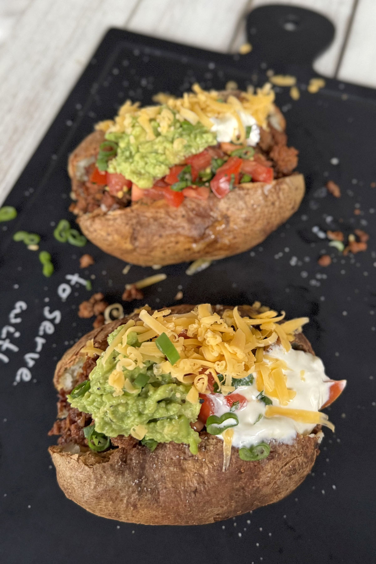 Baked Potatoes with Taco-Seasoned Ground Beef Topping