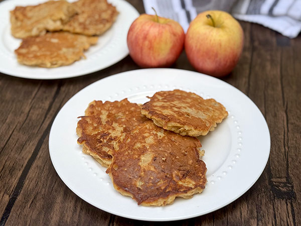 Easy Apple Cinnamon Pancakes Recipe (No Added Sugar)