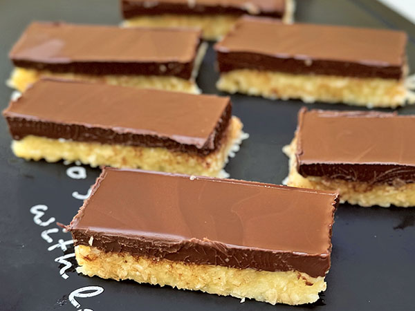 Easy No-Bake 2-Layer Chocolate Coconut Bars Recipe