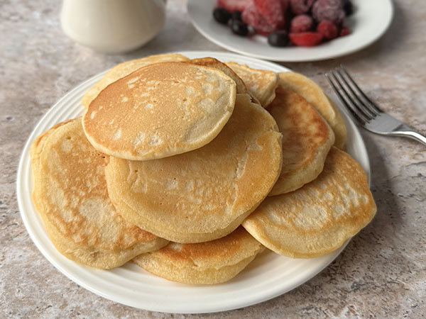 Fluffy Homemade Pancakes Recipe without Milk