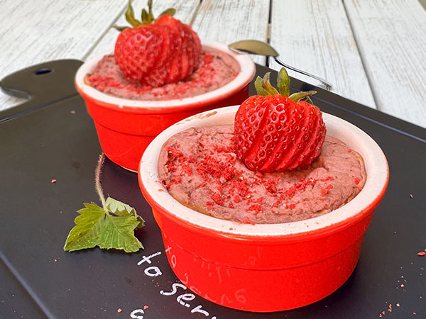 High-Protein Cottage Cheese Strawberry Cheesecake Cups