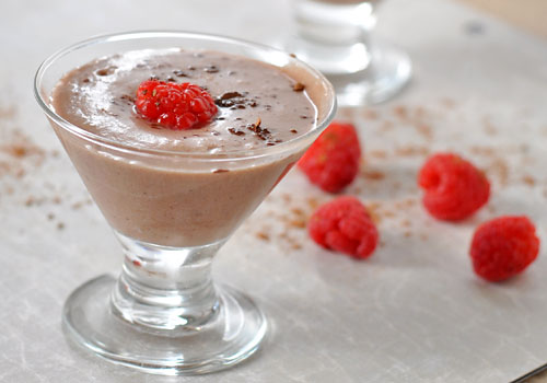 Paleo Chocolate Smoothie with Raspberries