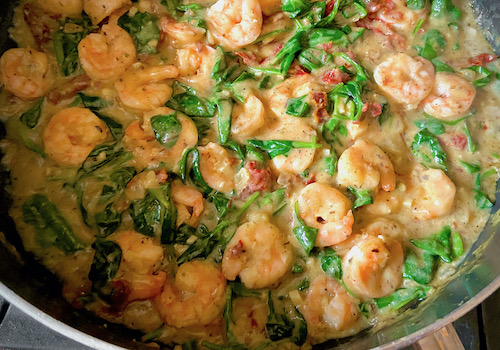 Paleo Spinach Shrimp with Sun Dried Tomatoes