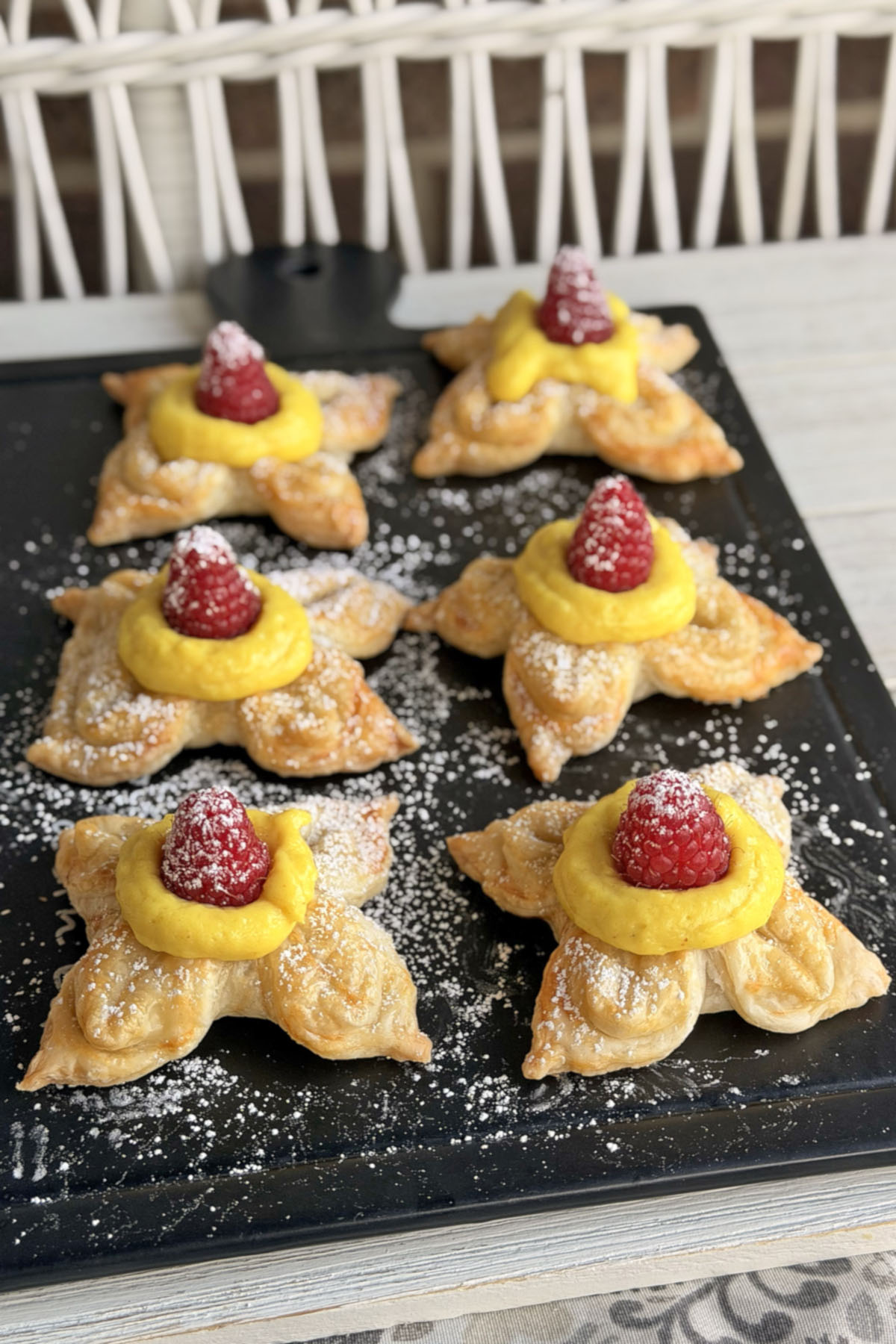 Puff Pastry Flowers with Vanilla Cream Puff Pastry Flowers with Vanilla Cream