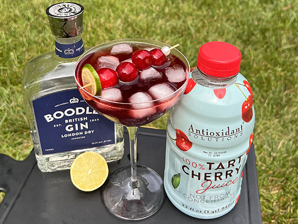 Refreshing Cherry Gin Cocktail